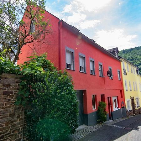 Apartment Mit Kleinem Innenhof Im Erdgeschoss Fuer Bis Zu 4 Personen Klotten Exterior photo